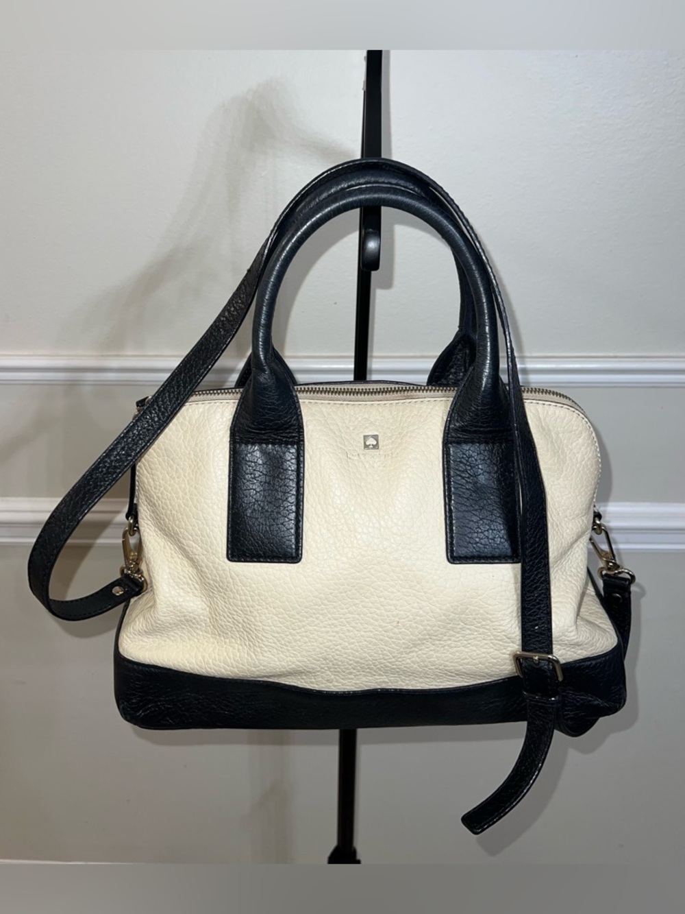 kate spade Black and Cream Leather Shoulder Bag
